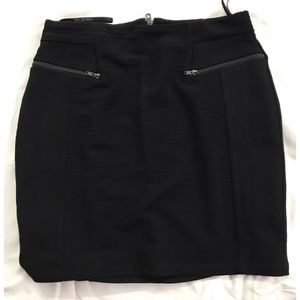 FOREVER NEW Black Mini Skirt